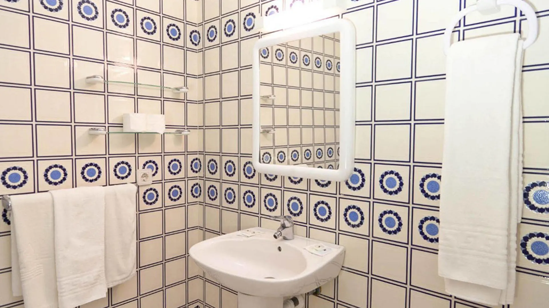 ** Апарт-отель Hotel Apartamentos Vibra Monterrey Сан-Антонио-Абад Испания